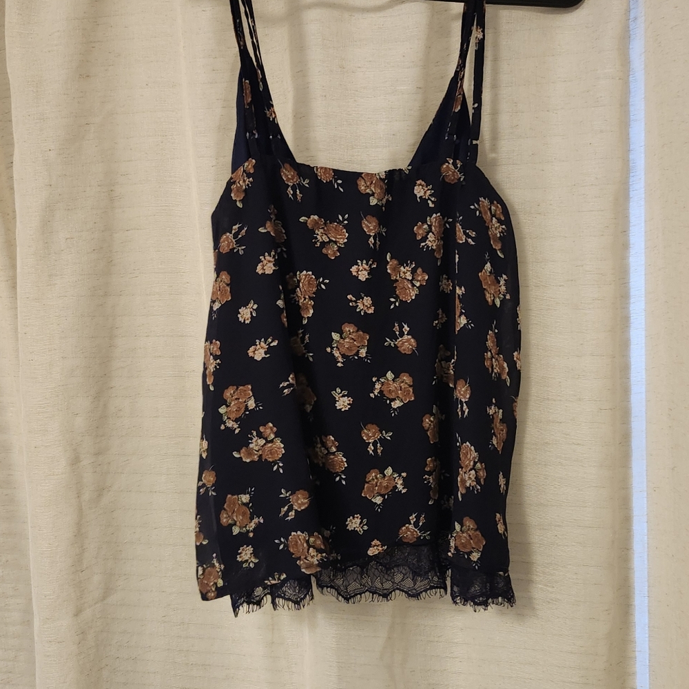 Tobi Flowy crop tank top size Lg